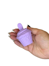 Cup-quake Licker: Fondant Purple