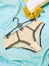 Nichole Short: Vintage Ivory