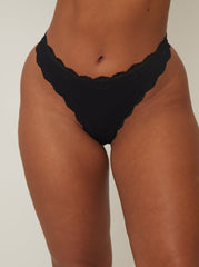Blair Thong: Jet Black