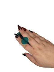 Zielony Krzyk: Szmaragdowozielony