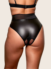 Skandal w skrócie: Obsidian Black